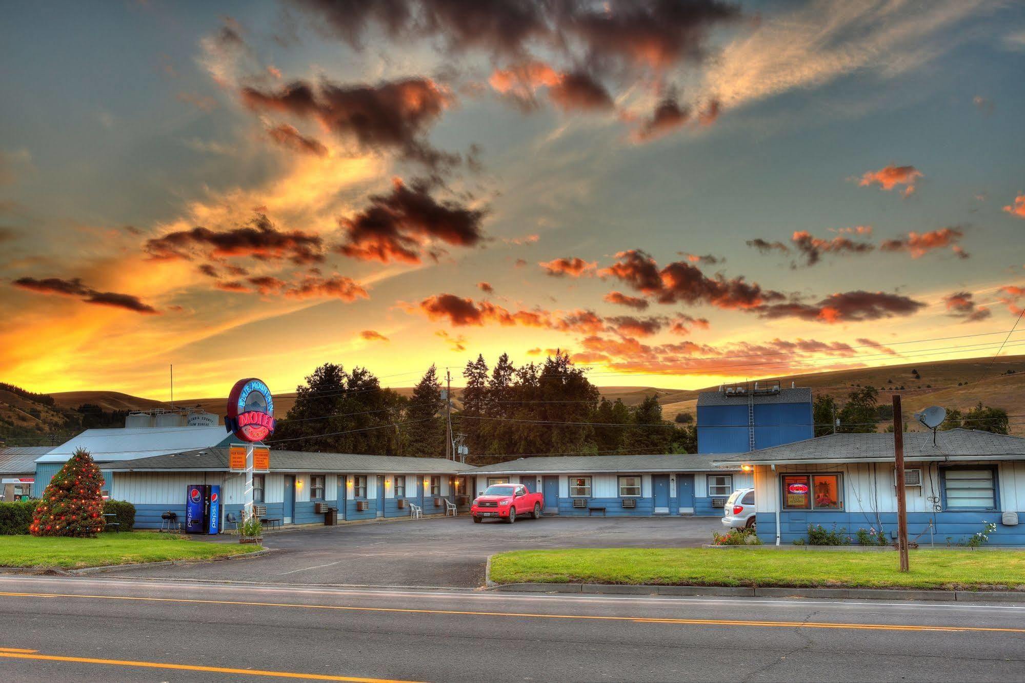 Blue Mountain Motel Dayton Buitenkant foto